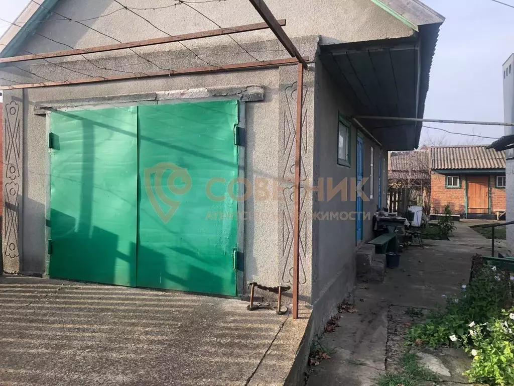 Дом в Краснодарский край, Каневской район, Стародеревянковское с/пос, ... - Фото 2