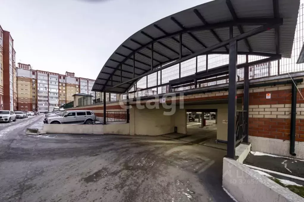 Гараж в Тюменская область, Тюмень ул. Николая Зелинского, 14 (18 м) - Фото 1