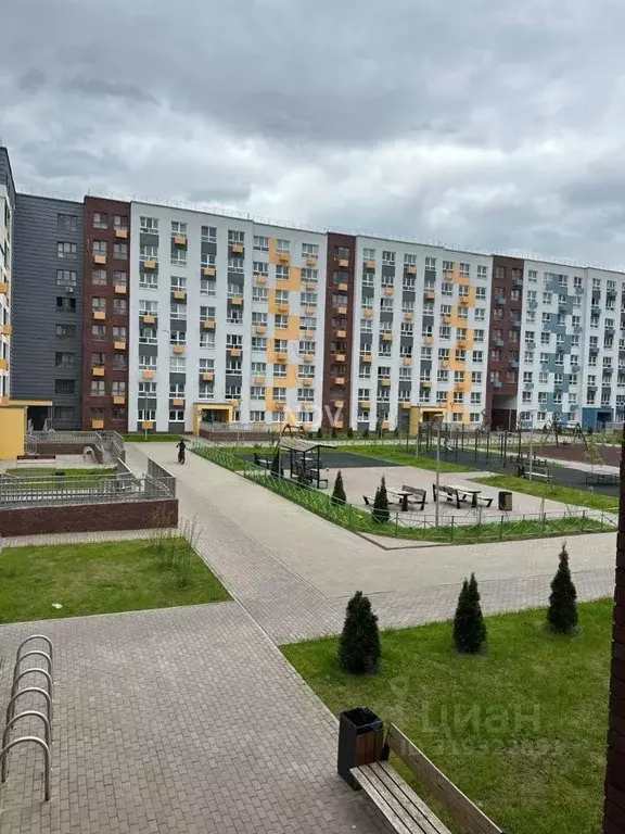 3-к кв. Московская область, Красногорск городской округ, д. Глухово ... - Фото 0