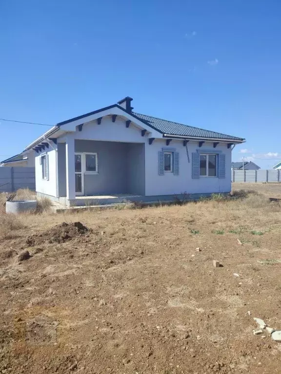 Дом в Крым, Сакский район, Уютненское с/пос Уютное жилой комплекс, ул. ... - Фото 2