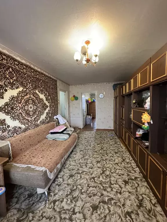4-к кв. Башкортостан, Уфа Магистральная ул., 27 (80.0 м) - Фото 0