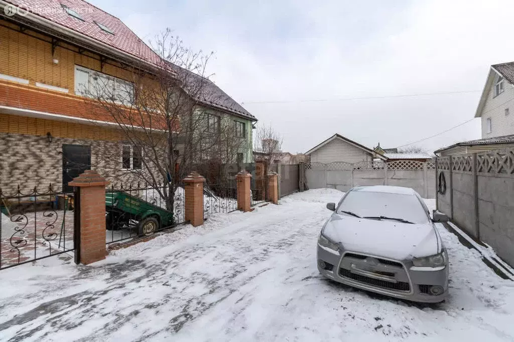 Дом в Красноярск, улица Березина (550 м) - Фото 2