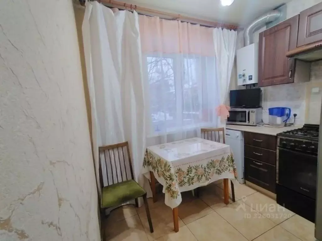 2-к кв. Московская область, Люберцы Красногорская ул., 29 (43.2 м) - Фото 2