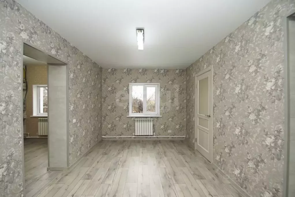 Дом в Омская область, Омск Порт-Артур мкр, ул. Московская, 85 (84 м) - Фото 1