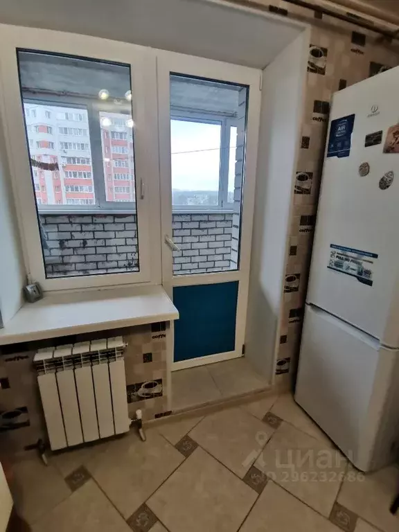 1-к кв. Брянская область, Брянск ул. Кольцова, 15 (42.0 м) - Фото 2