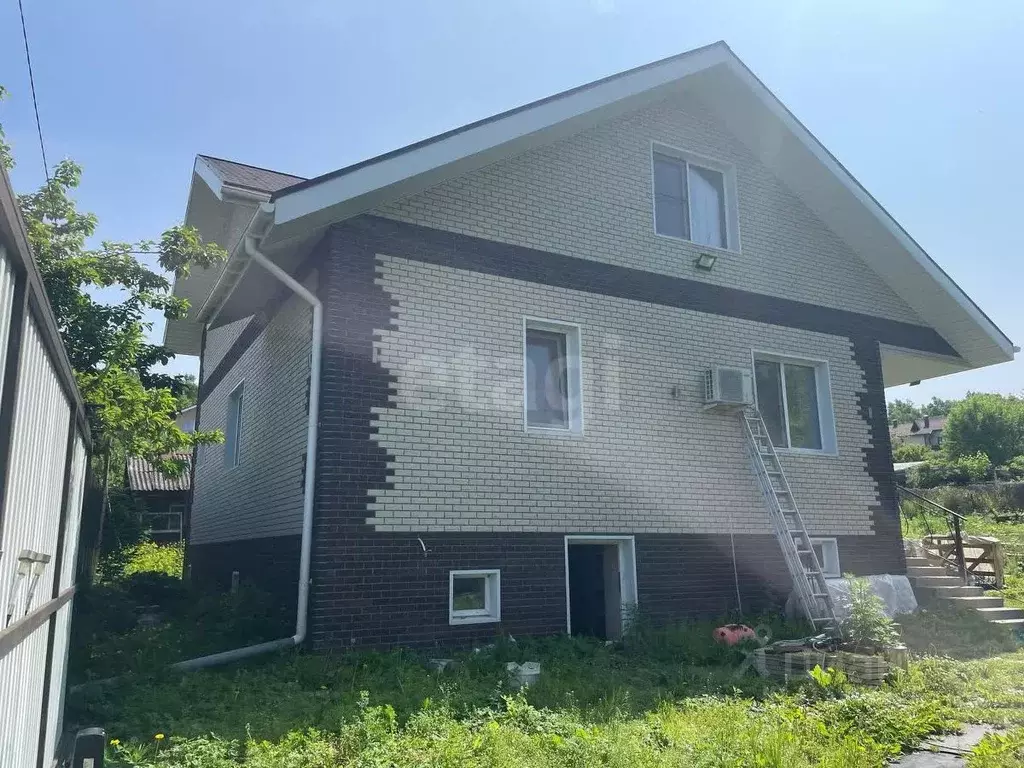 Дом в Приморский край, Артем пер. Павлика Морозова, 9 (200 м) - Фото 1