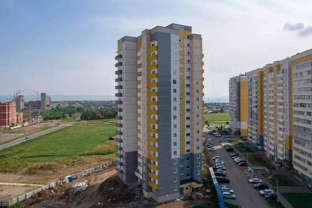 Продаётся 4-к квартира, 83.81 м - Фото 0