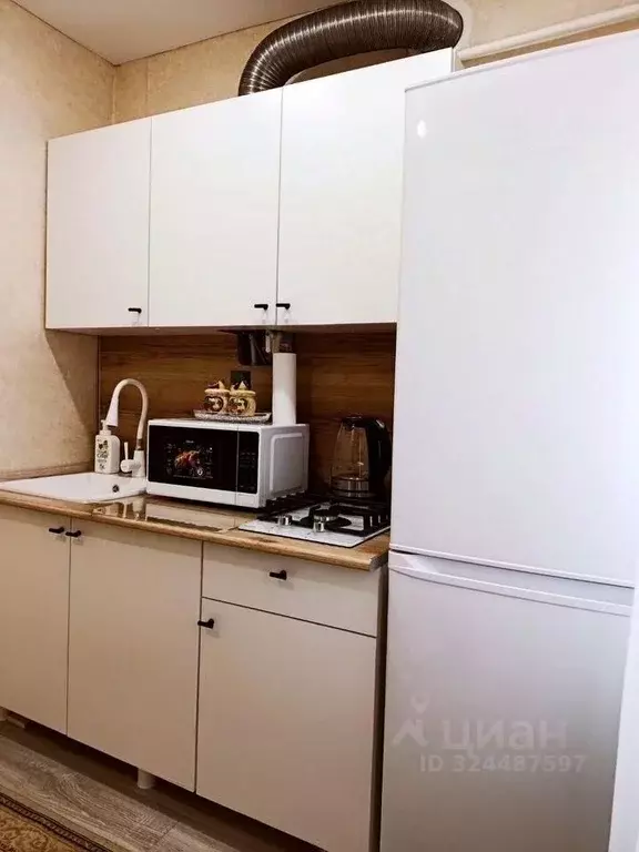 2-к кв. Ростовская область, Каменск-Шахтинский ул. Подтелкова, 65Г ... - Фото 2