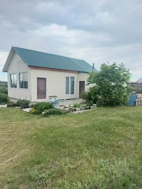 Дом в Хакасия, Бейский район, с. Новоенисейка ул. Ленина, 72Б (55 м) - Фото 2