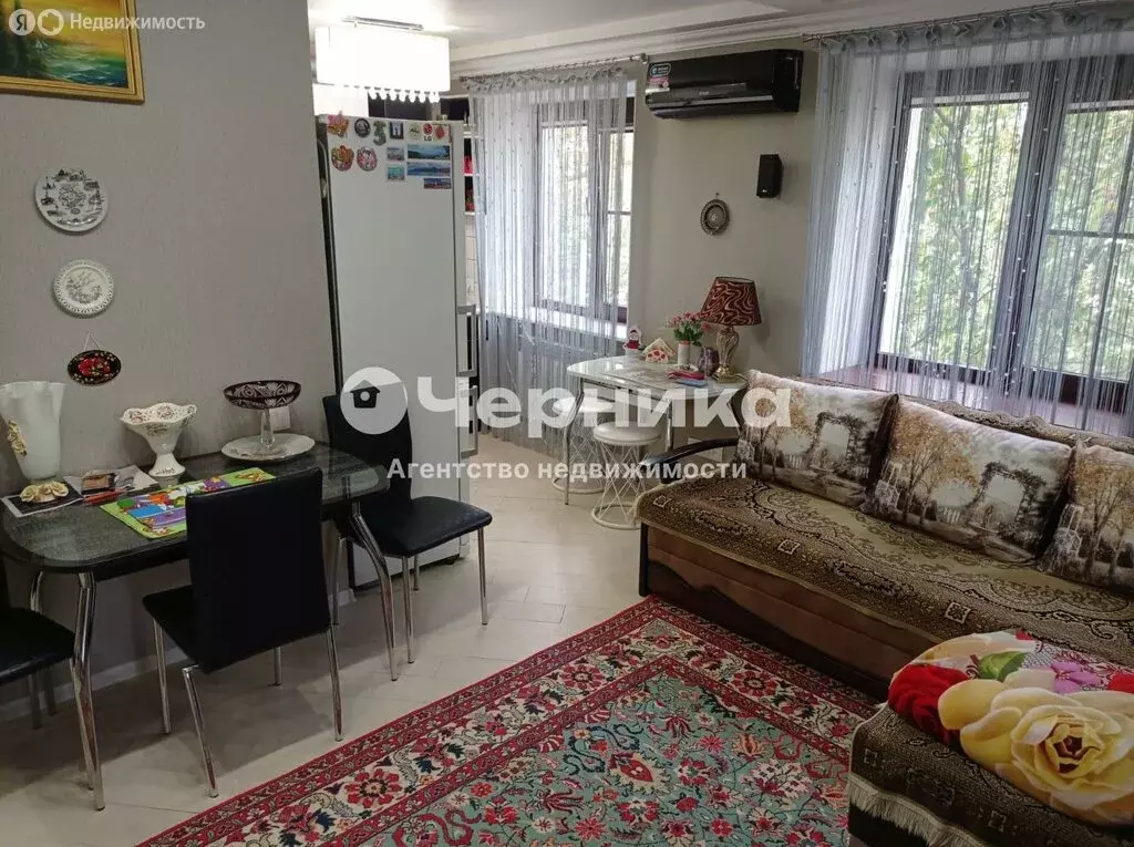 3-комнатная квартира: Шахты, Советская улица, 242 (50.5 м) - Фото 0