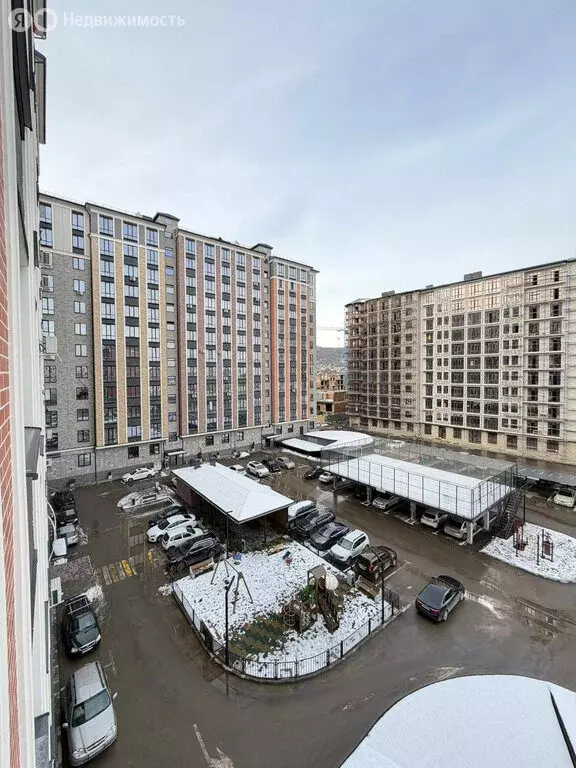 3-комнатная квартира: Нальчик, улица Героя России Т.М. Тамазова, 3 ... - Фото 1