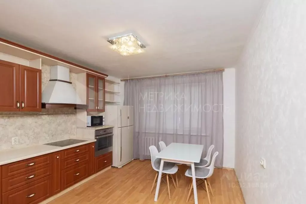 2-к кв. Тюменская область, Тюмень Широтная ул., 173к6 (66.0 м) - Фото 1