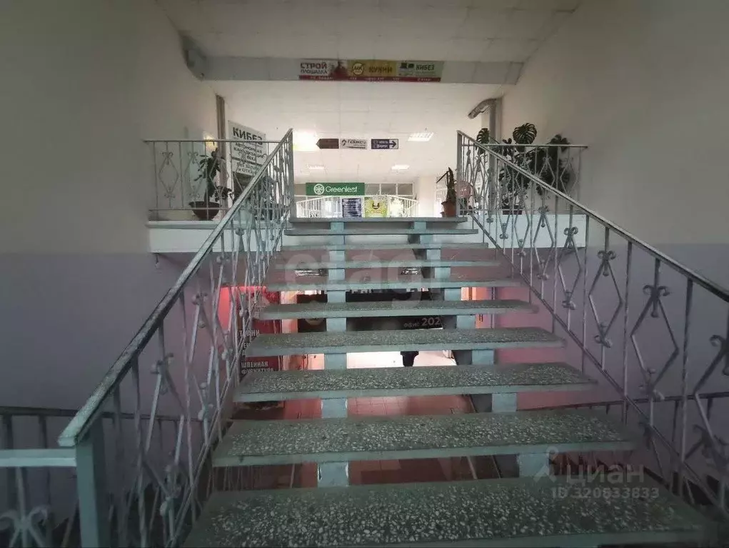 Офис в Удмуртия, Можга Можгинский район, ул. Наговицына, 82 (46 м) - Фото 0
