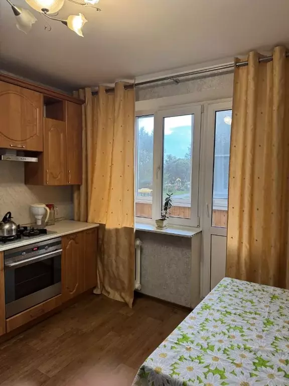 2-к кв. Вологодская область, Череповец ул. Ветеранов, 6 (52.2 м) - Фото 1