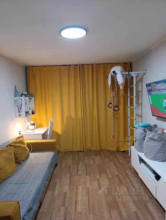 2-к кв. Саха (Якутия), Якутск 202-й мкр, 8 (47.0 м) - Фото 1