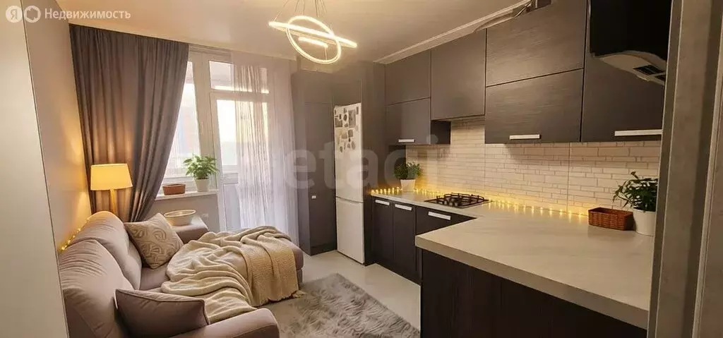 1-комнатная квартира: Калининград, улица Виктора Денисова, 18 (41 м) - Фото 1