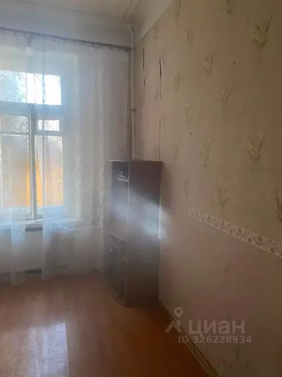 Комната Санкт-Петербург 8-я Васильевского острова линия, 75 (11.3 м) - Фото 2