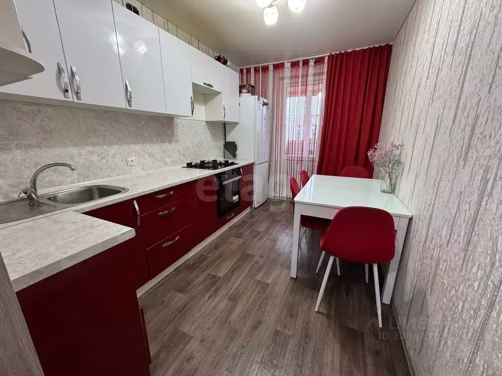 4-к кв. Татарстан, Набережные Челны пос. ЗЯБ, ул. Маршала Жукова, 20 ... - Фото 1