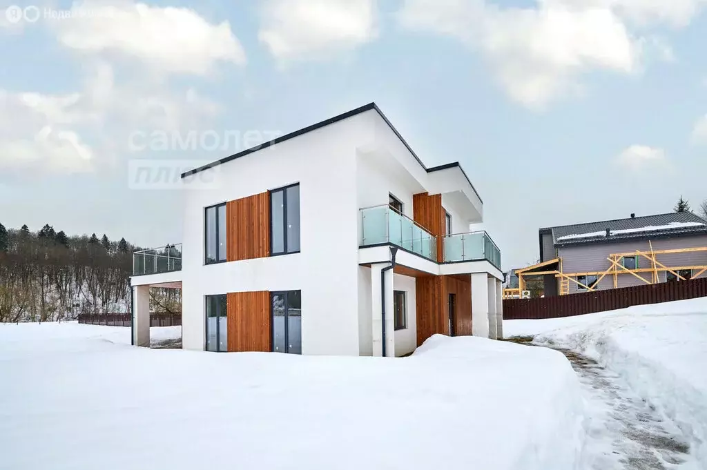 Дом в село Васильевское, 18 (240 м) - Фото 2