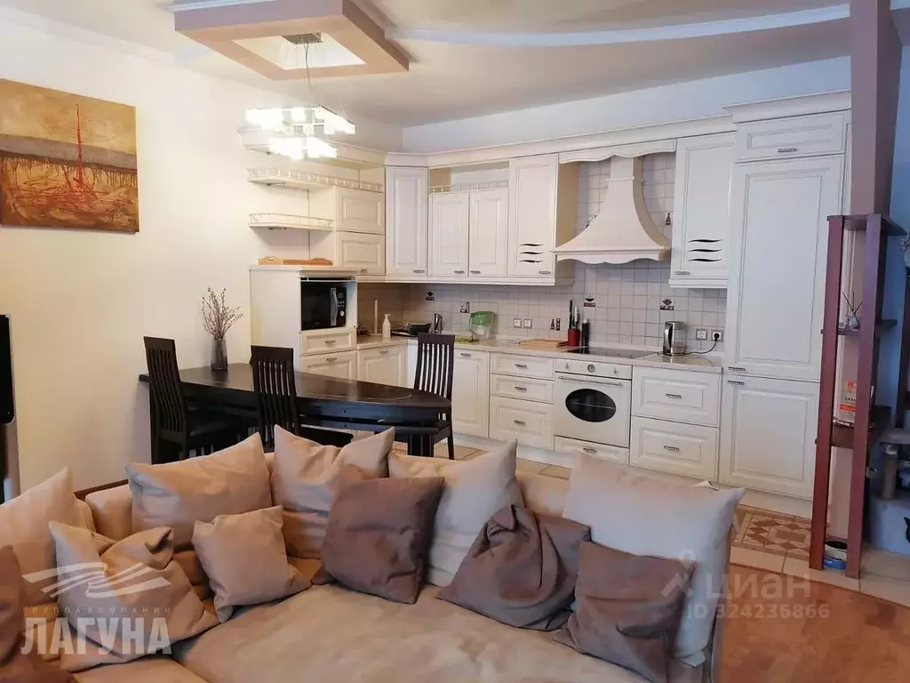 3-к кв. Томская область, Томск ул. Дзержинского, 27 (131.9 м) - Фото 1