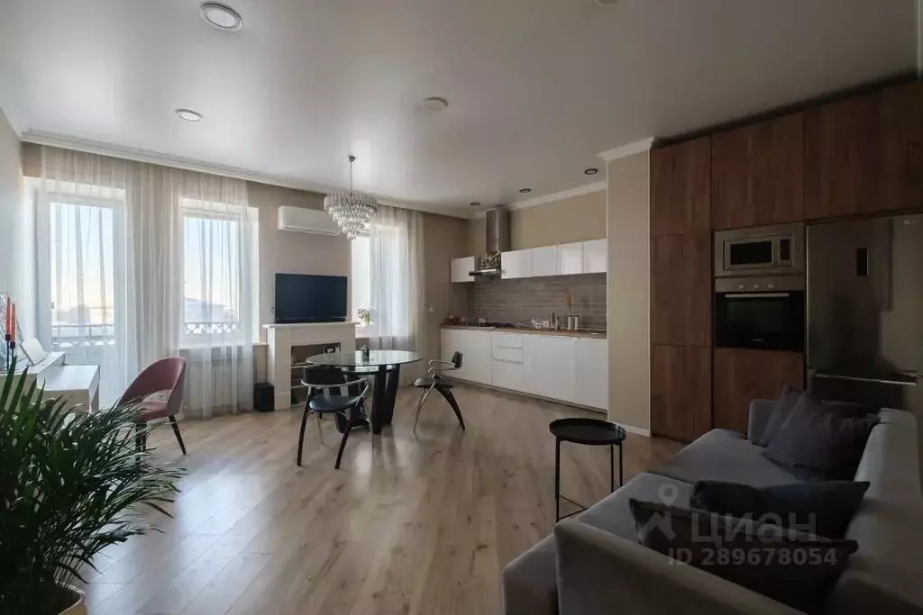 2-к кв. Татарстан, Казань ул. Галактионова, 6 (80.0 м) - Фото 1