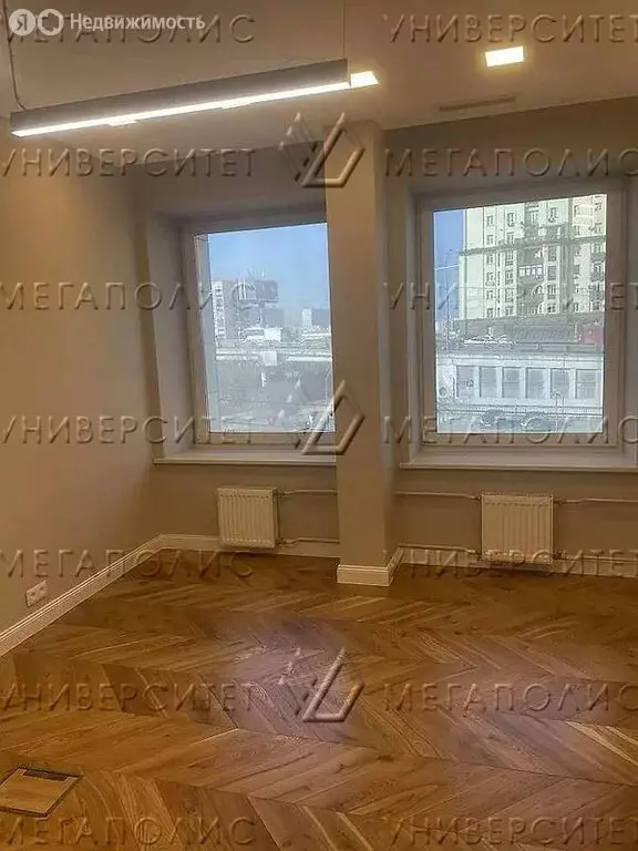 Офис (700 м) - Фото 1