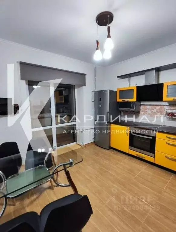 2-к кв. Белгородская область, Старый Оскол Космос мкр, 13 (73.0 м) - Фото 2