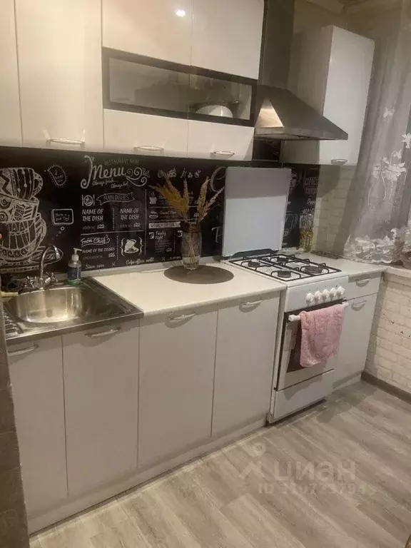 2-к кв. Белгородская область, Старый Оскол Приборостроитель мкр, 19 ... - Фото 1