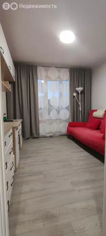 3-комнатная квартира: Тольятти, проспект Степана Разина (55 м) - Фото 1