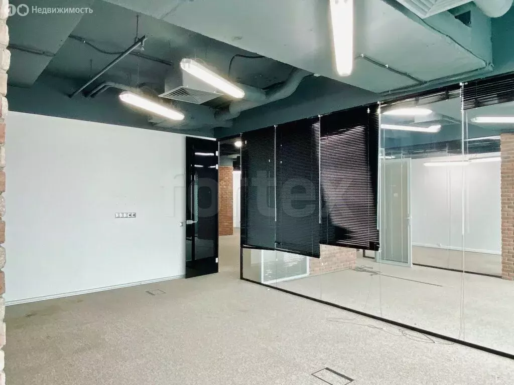 Офис (325 м) - Фото 1