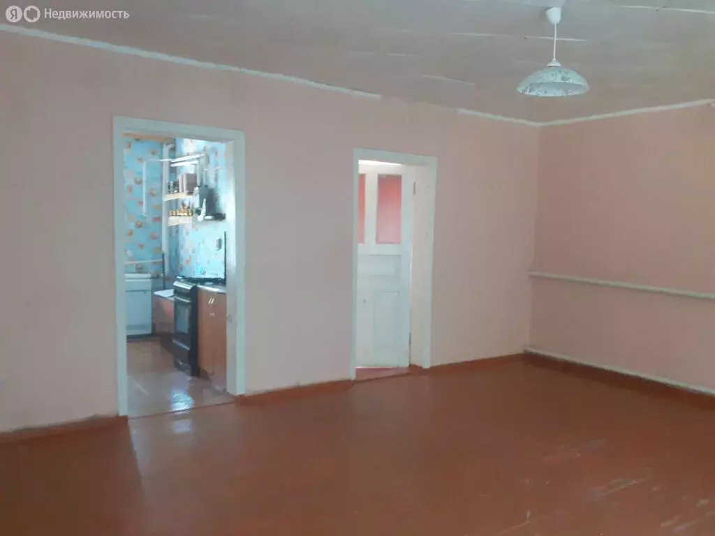 Дом в Заводской, Октябрьская улица (78 м) - Фото 1