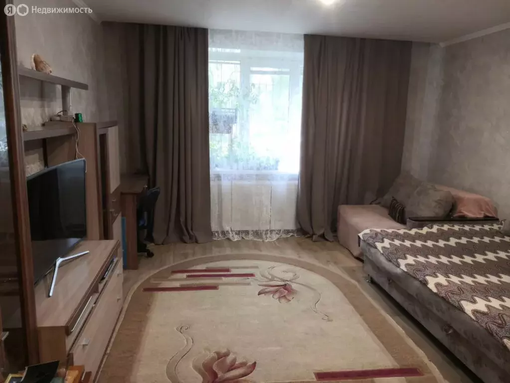 1-комнатная квартира: Курган, улица Криволапова, 12 (36 м) - Фото 0