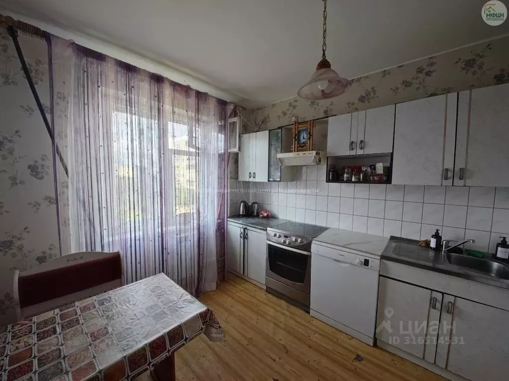 4-к кв. Карелия, Петрозаводск Сортавальская ул., 13 (88.4 м) - Фото 0