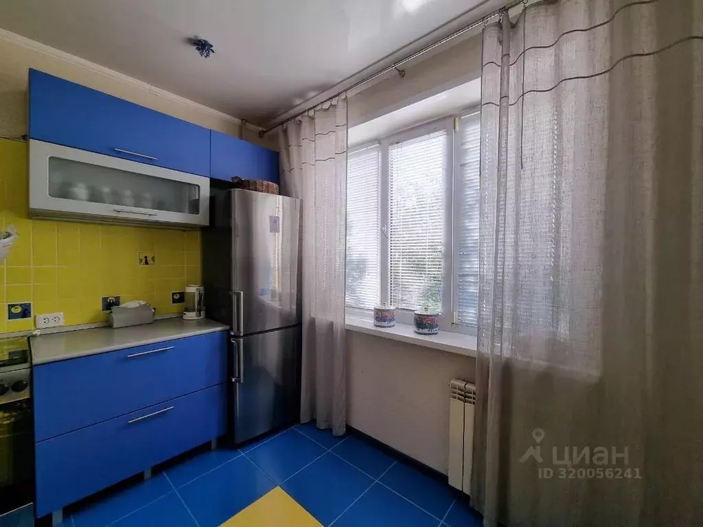 2-к кв. Курская область, Курск ул. Крюкова, 11 (50.3 м) - Фото 0