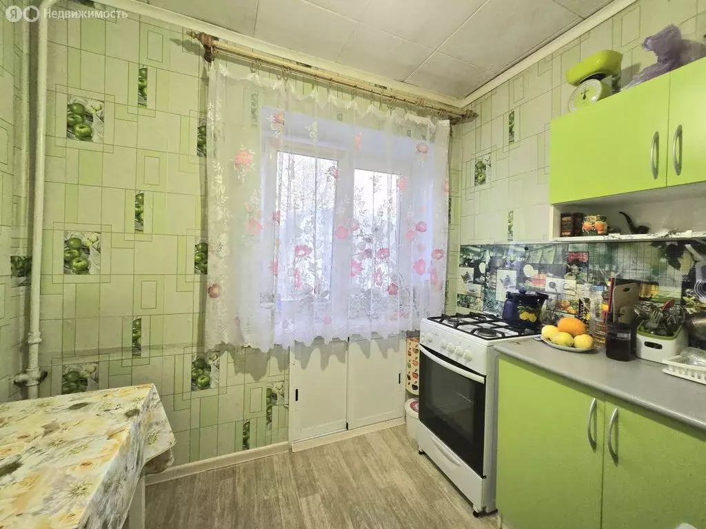 3-комнатная квартира: Тарасково, Комсомольская улица, 27 (53.6 м) - Фото 0