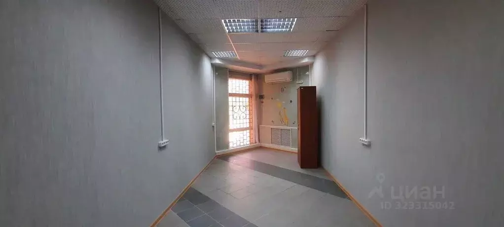 Офис в Краснодарский край, Лабинск ул. Константинова, 86 (20 м) - Фото 1