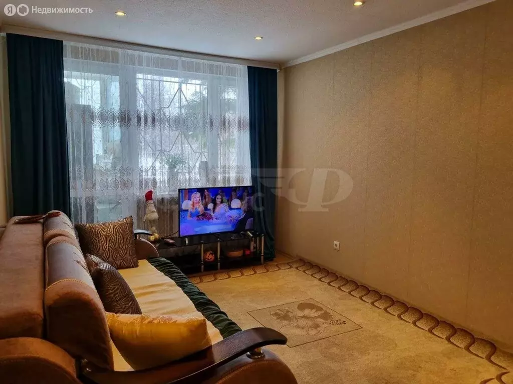 4-комнатная квартира: Калининград, Ясная улица, 9 (85 м) - Фото 0