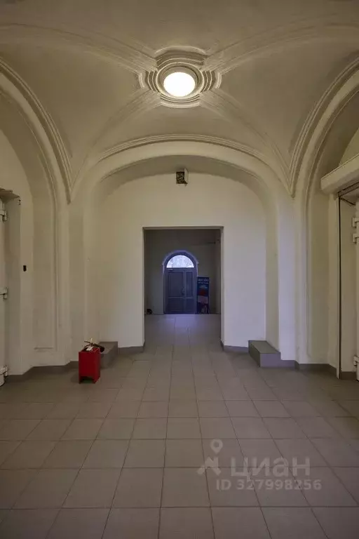 Помещение свободного назначения в Санкт-Петербург ул. Черняховского, ... - Фото 2