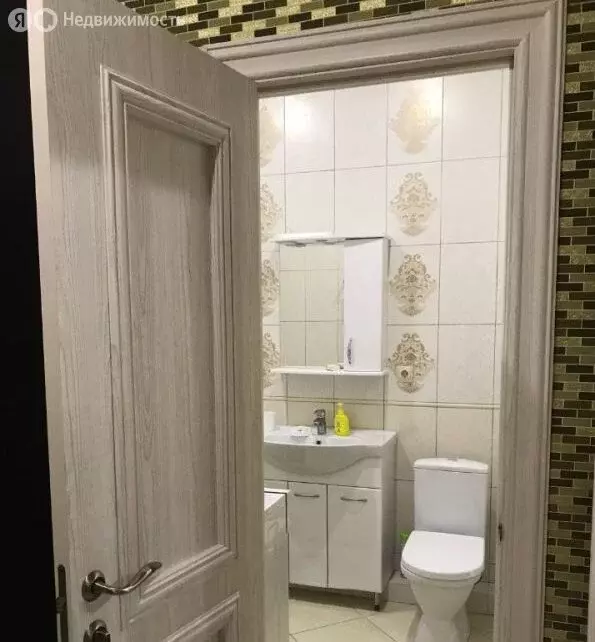 1-комнатная квартира: Геленджик, Южная улица, 35/2 (50 м) - Фото 1