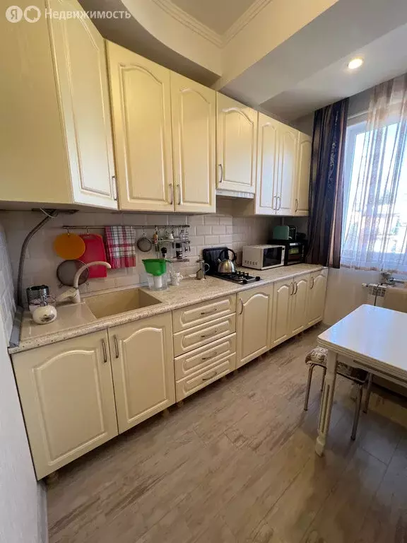 1-комнатная квартира: Сочи, улица Тимирязева, 34Б (36 м) - Фото 2