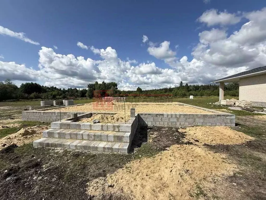 Дом в Белгородская область, Старооскольский городской округ, с. ... - Фото 2