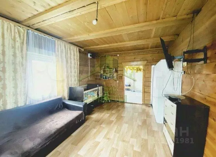 Дом в Бурятия, Иволгинский район, Сотниковское с/пос, с. Сотниково ... - Фото 1