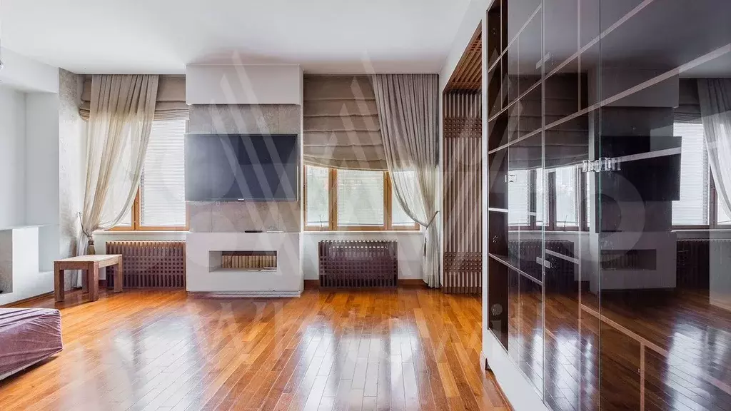 3-к. квартира, 175 м, 4/15 эт. - Фото 1
