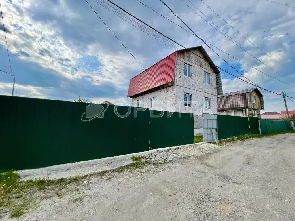 Дом в Тюменская область, Тюмень пер. Безноскова (110 м) - Фото 1