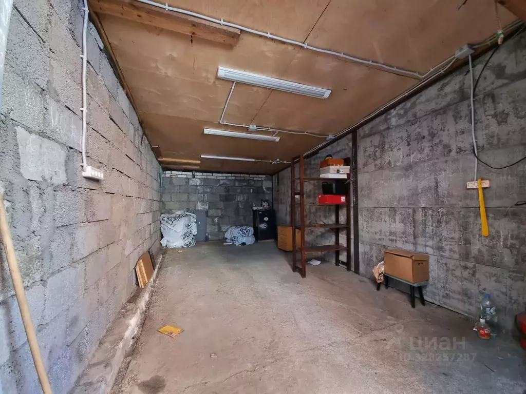 Гараж в Санкт-Петербург ул. Победы, 18 (18 м) - Фото 2