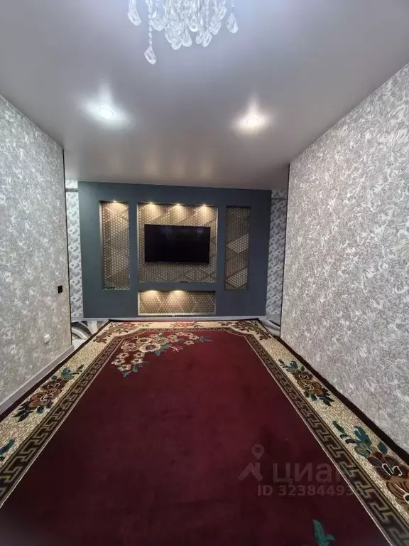 3-к кв. Красноярский край, Красноярск ул. Щорса, 9 (57.0 м) - Фото 0