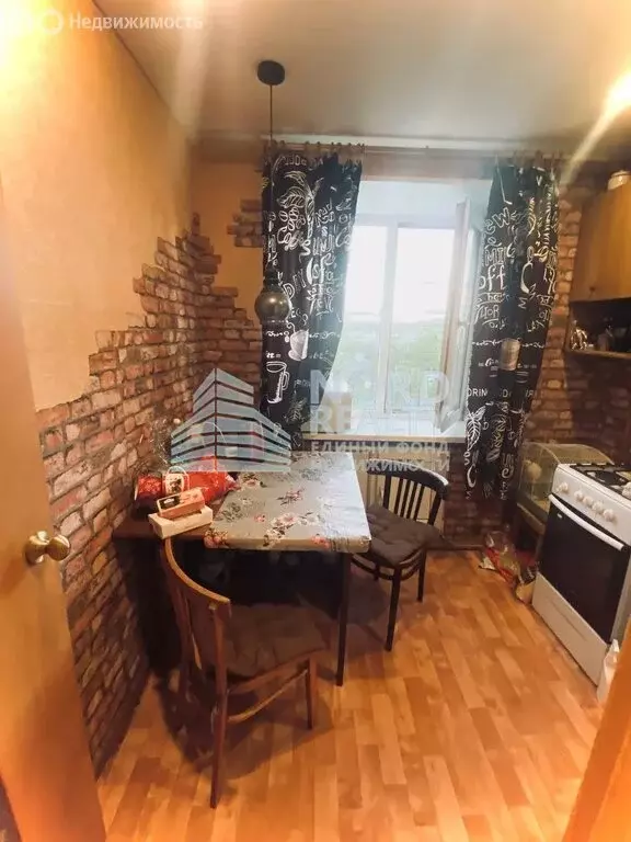 2-комнатная квартира: Мурманск, улица Александра Невского, 87 (45 м) - Фото 2
