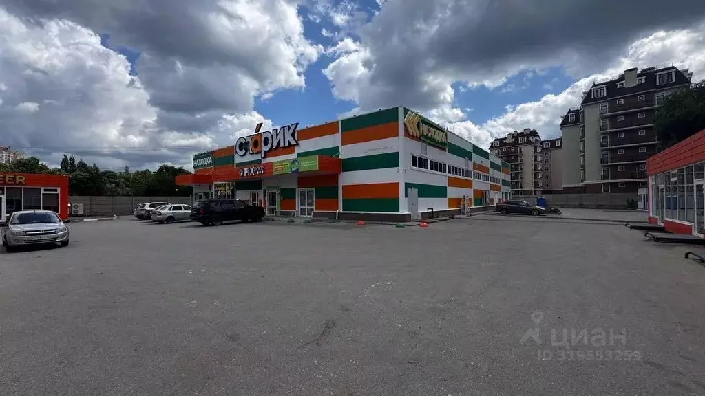 Торговая площадь в Самарская область, Тольятти ул. Баныкина, 11 (216 ... - Фото 0