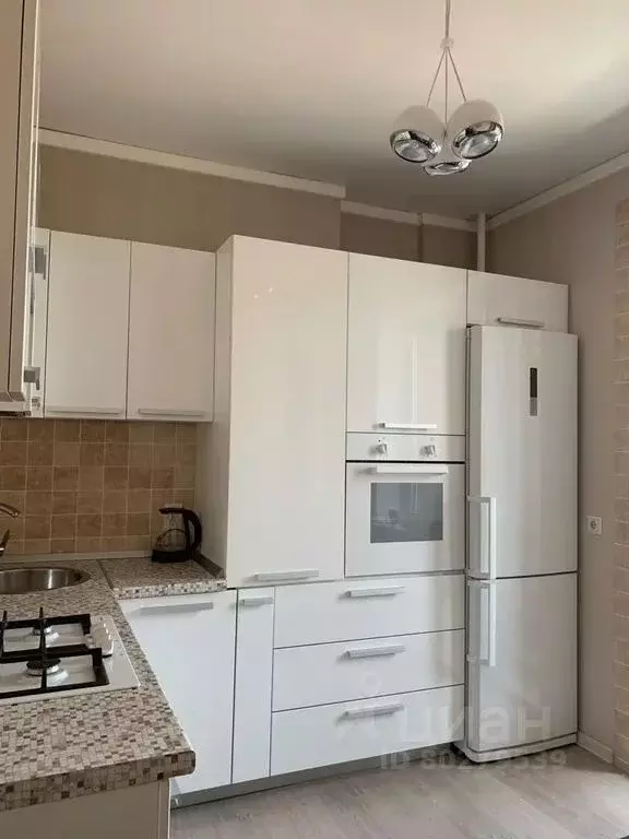 1-к кв. Калининградская область, Калининград Артиллерийская ул., 63 ... - Фото 0