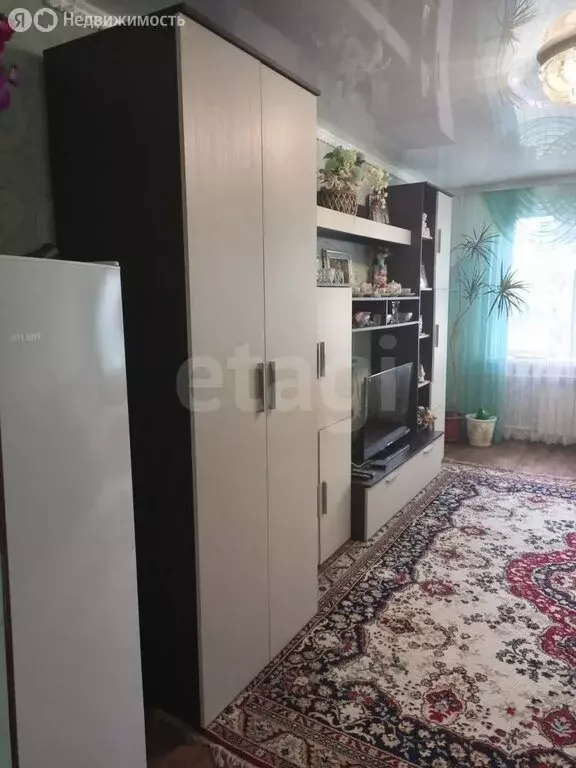 3-комнатная квартира: Оренбург, Всесоюзная улица, 3 (66 м) - Фото 1